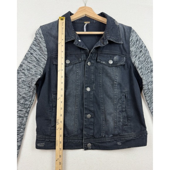 Free People Women's Black Distressed Jean Jacket Sweatshirt Sleeves No Hood Sz M - Picture 7 of 12